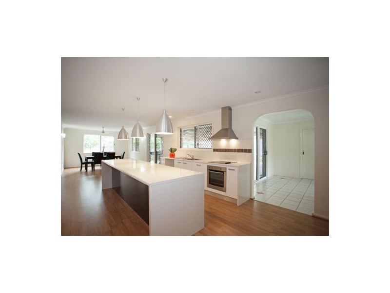 12 Davinelle Close, Andergrove QLD 4740