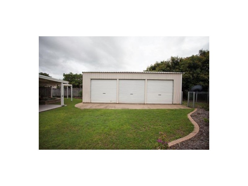 12 Davinelle Close, Andergrove QLD 4740