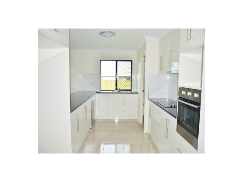 20 Bachelor Court, Marian QLD 4753