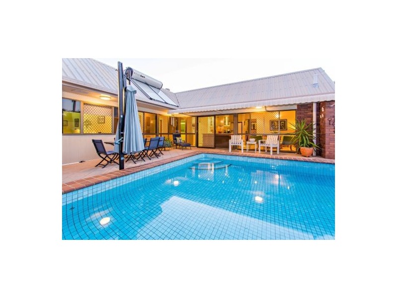 24 Benbow Court, Mount Pleasant QLD 4740