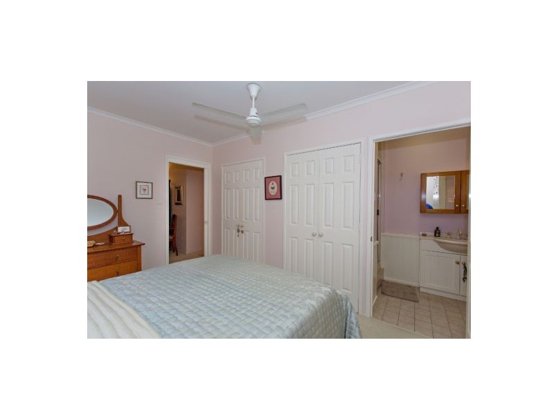 24 Benbow Court, Mount Pleasant QLD 4740