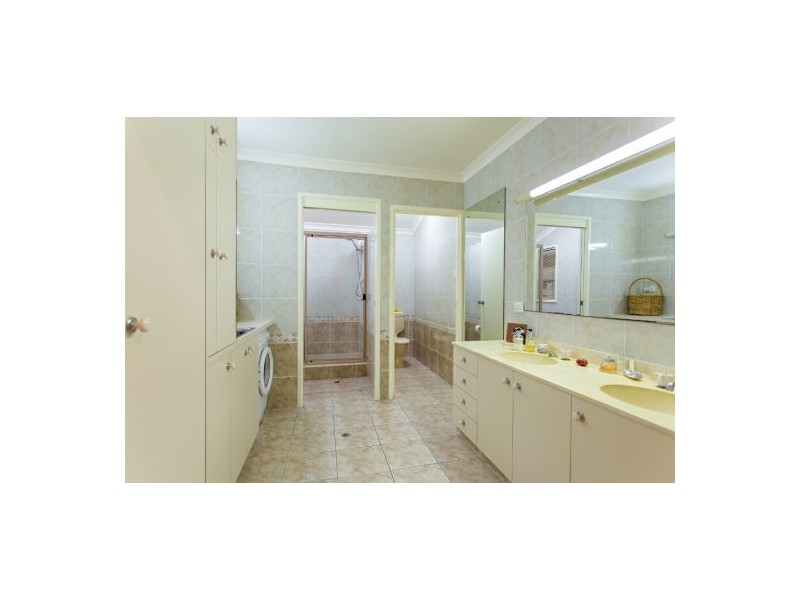 24 Benbow Court, Mount Pleasant QLD 4740