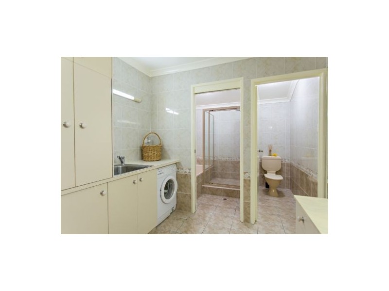 24 Benbow Court, Mount Pleasant QLD 4740