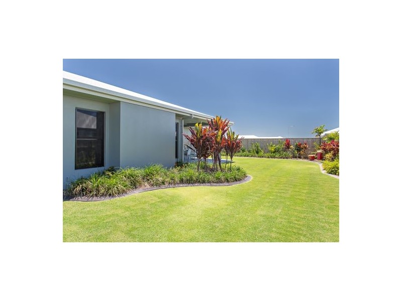 3 Primavera Boulevard, Beaconsfield QLD 4740