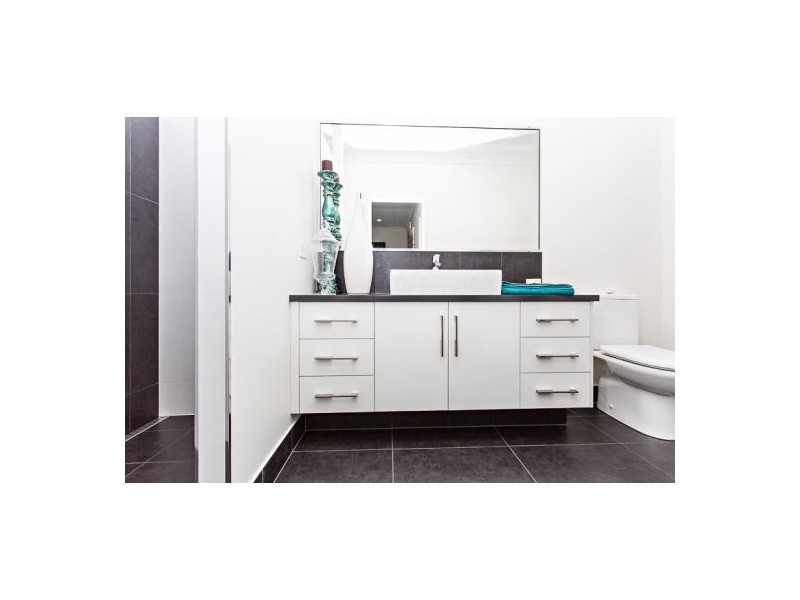 3 Primavera Boulevard, Beaconsfield QLD 4740