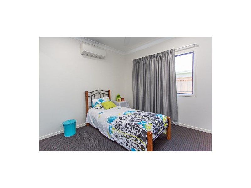 3 Primavera Boulevard, Beaconsfield QLD 4740