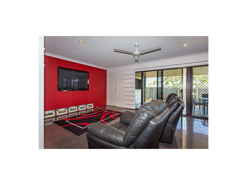 43 Manning Street, Rural View QLD 4740