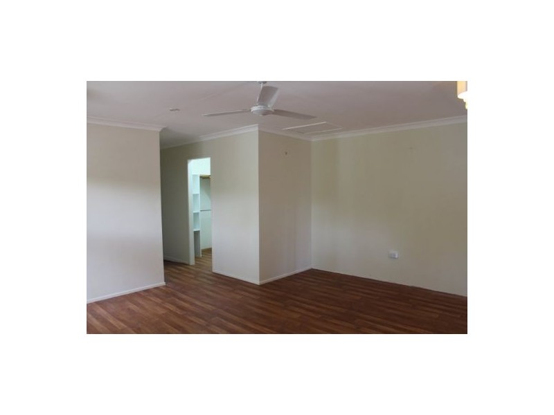 1 Kemp Street, Bucasia QLD 4750