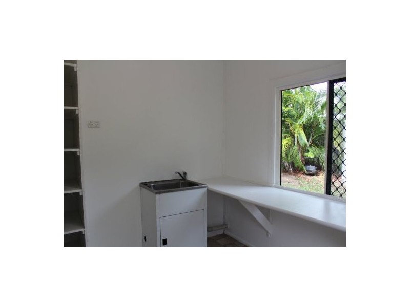 1 Kemp Street, Bucasia QLD 4750
