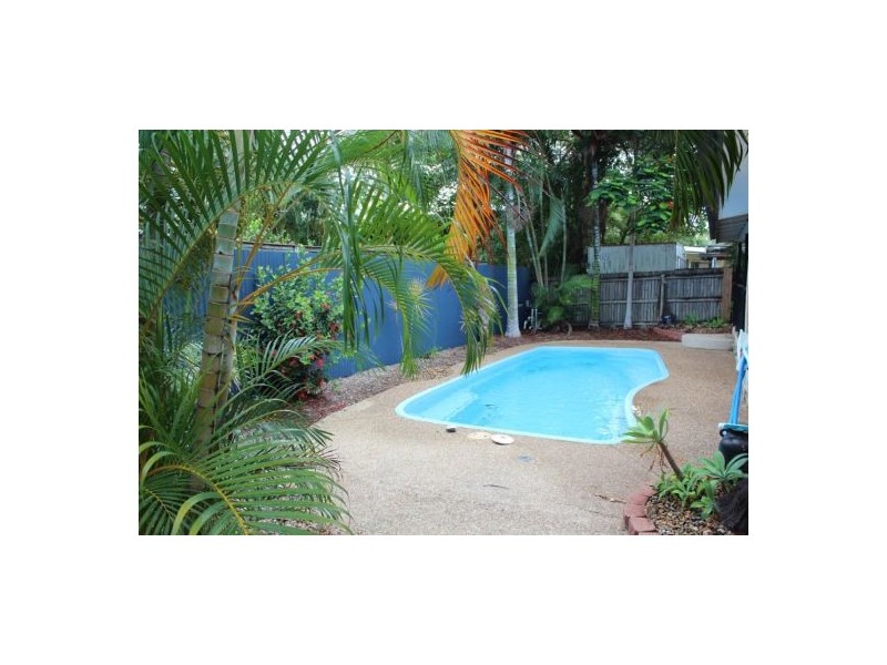 1 Kemp Street, Bucasia QLD 4750