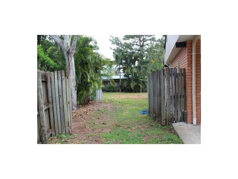 1 Kemp Street, Bucasia QLD 4750