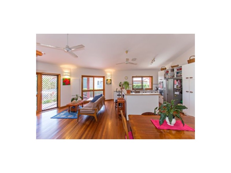 10 Northview Terrace, Mount Pleasant QLD 4740