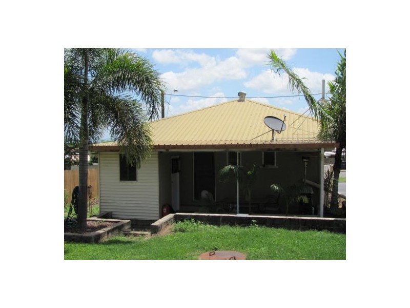 60 Davey Street, Glenella QLD 4740