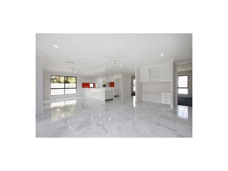 27 Kennys Road, Marian QLD 4753