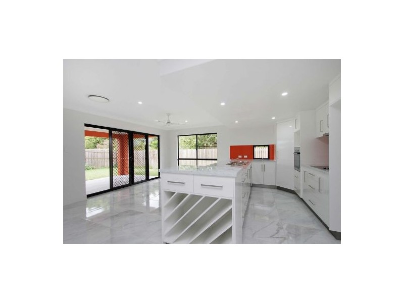 27 Kennys Road, Marian QLD 4753