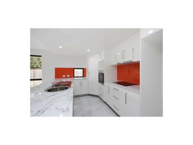 27 Kennys Road, Marian QLD 4753