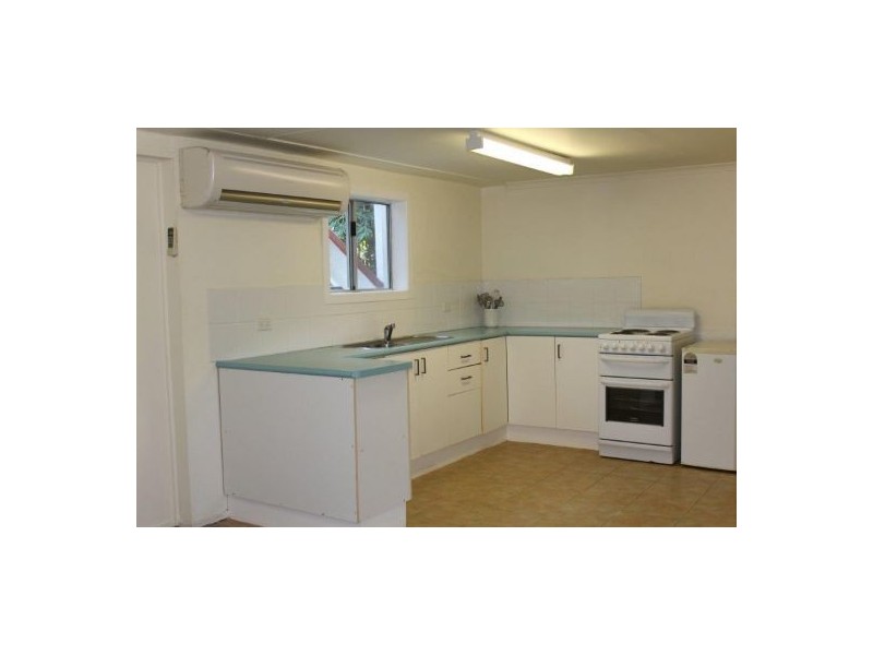 17 Swift Street, Slade Point QLD 4740