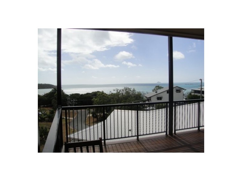 Dingo Beach QLD 4800