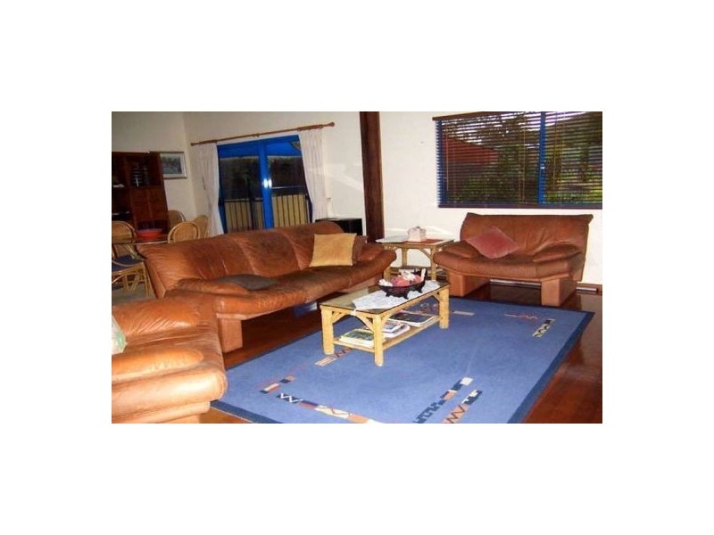 18 Roseric Crescent, Hideaway Bay QLD 4800