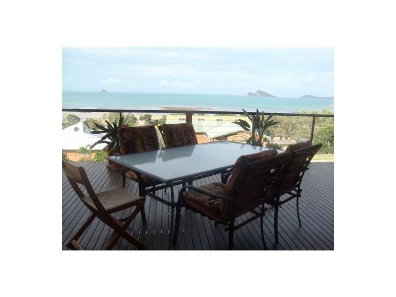 18 Roseric Crescent, Hideaway Bay QLD 4800