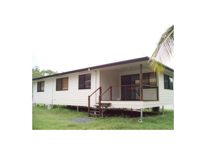 Dingo Beach QLD 4800