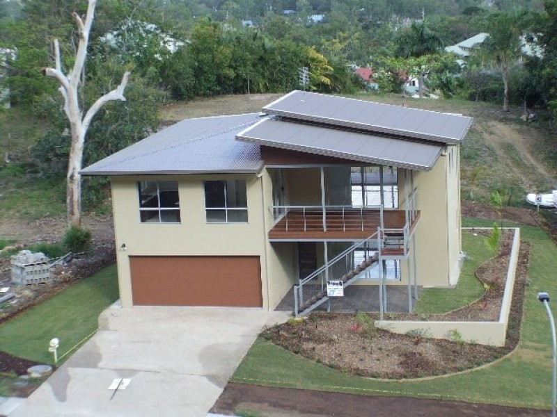 53 Eshelby Drive, Cannonvale QLD 4802