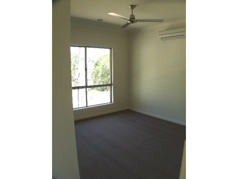 53 Eshelby Drive, Cannonvale QLD 4802