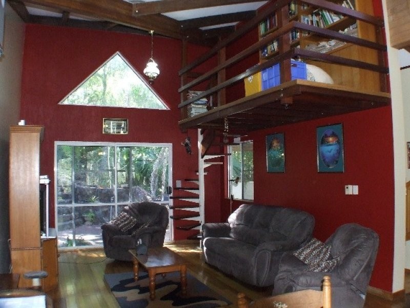 267 Sugarloaf Road, Sugarloaf QLD 4800