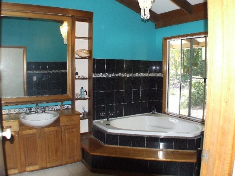 267 Sugarloaf Road, Sugarloaf QLD 4800