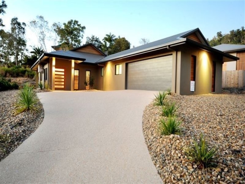 55 Jones Road, Cannonvale QLD 4802