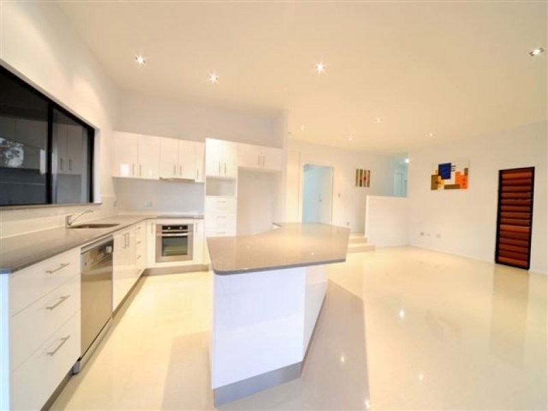 55 Jones Road, Cannonvale QLD 4802