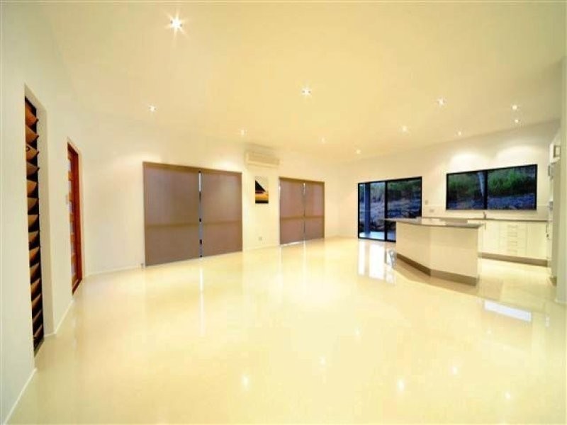 55 Jones Road, Cannonvale QLD 4802