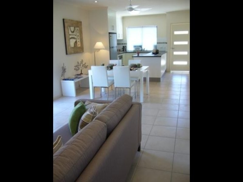 1/36 34 Poole Street, Bowen QLD 4805