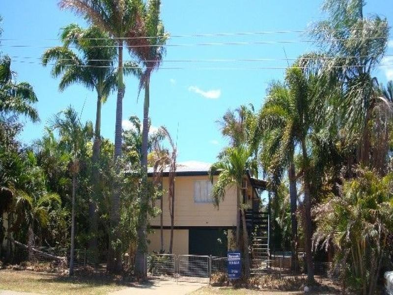 9 Petersen Street, Collinsville QLD 4804