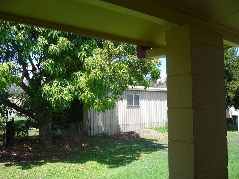 8 Peters Avenue, Midge Point QLD 4799