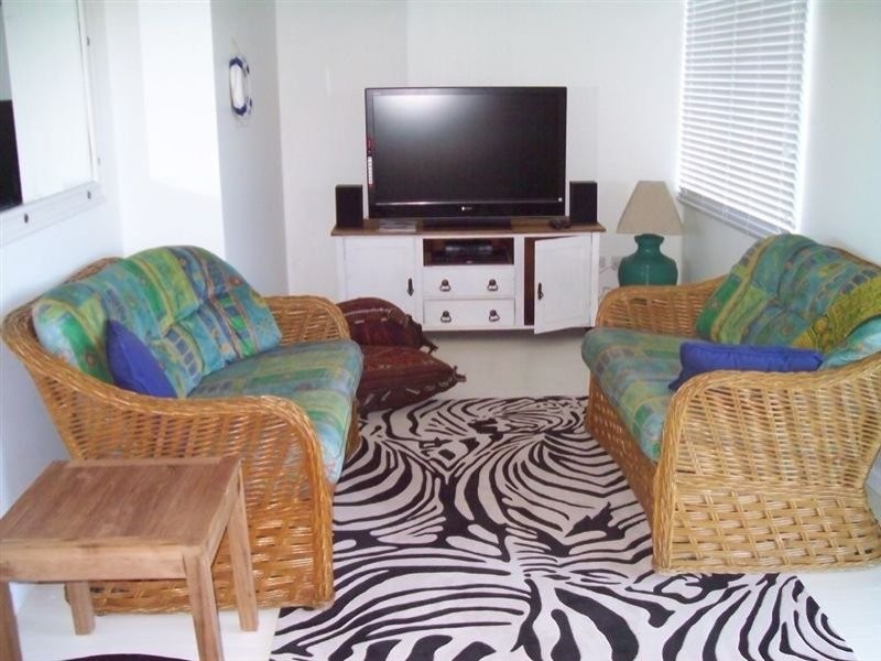 9 Summit Avenue, Airlie Beach QLD 4802