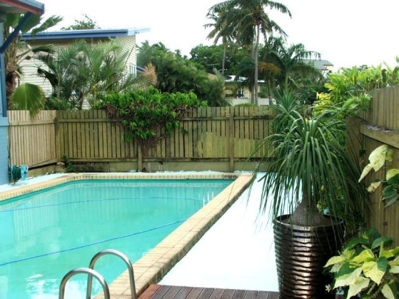 6 Broadwater Avenue, Airlie Beach QLD 4802