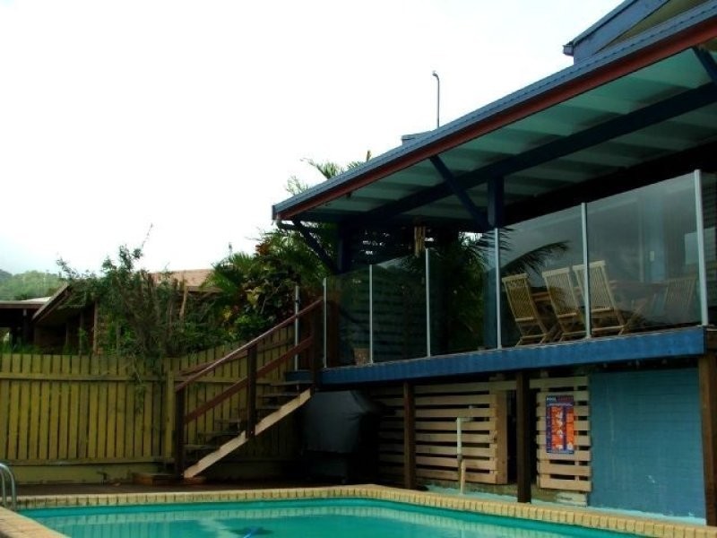 6 Broadwater Avenue, Airlie Beach QLD 4802