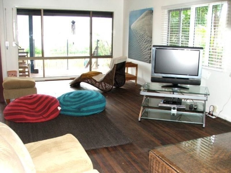 6 Broadwater Avenue, Airlie Beach QLD 4802