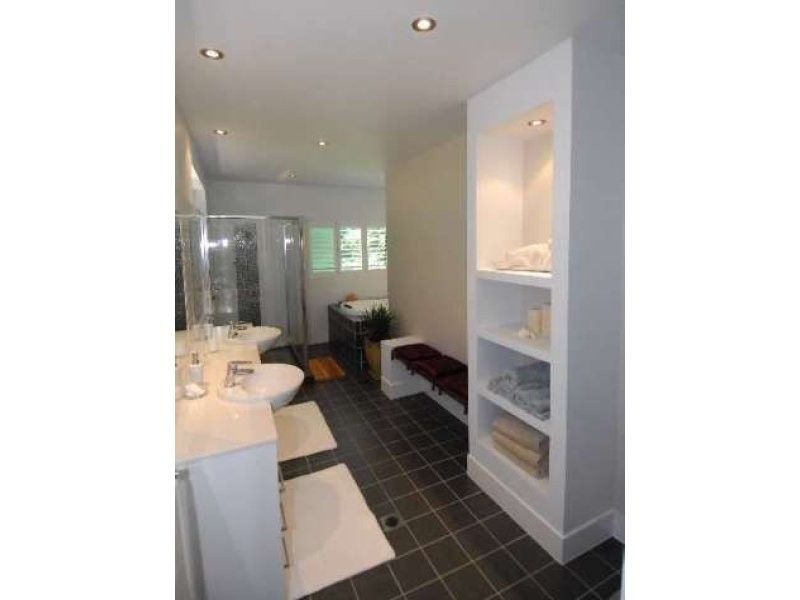 14 Stonehaven Court, Airlie Beach QLD 4802