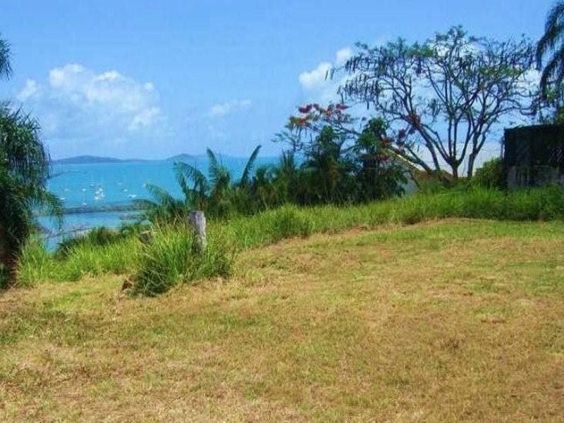 2 Kara Crescent, Airlie Beach QLD 4802