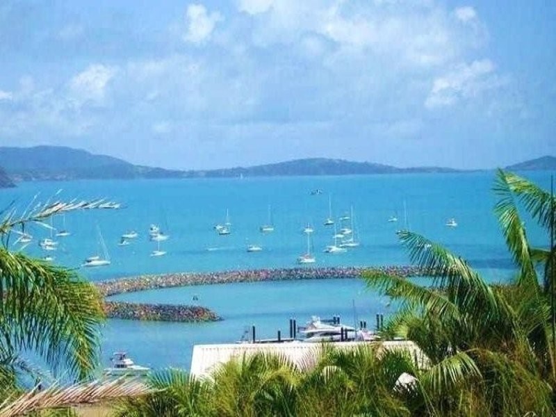 2 Kara Crescent, Airlie Beach QLD 4802