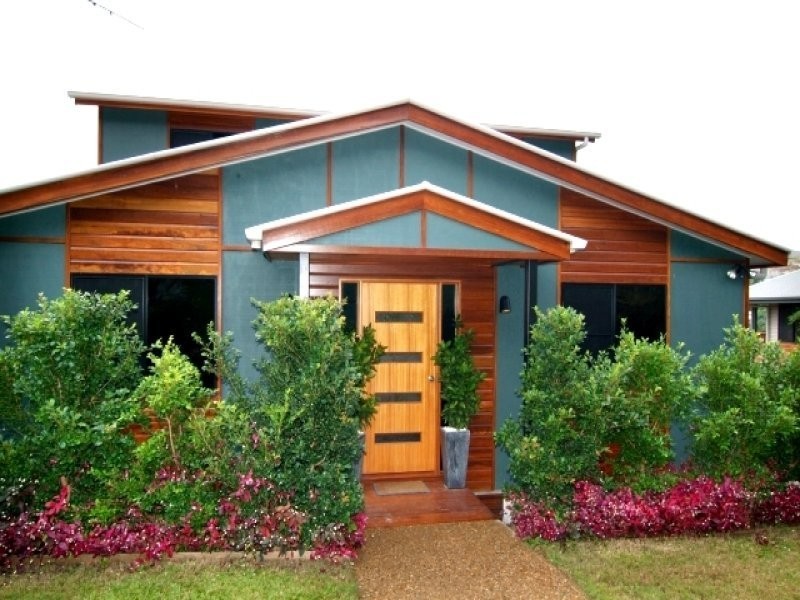 Nara Avenue, Airlie Beach QLD 4802