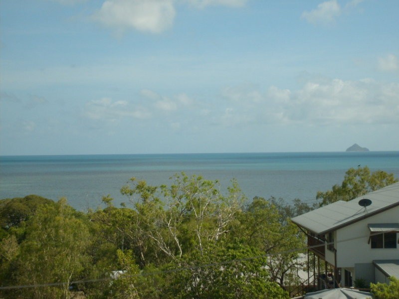 Dingo Beach QLD 4800