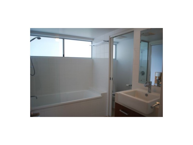 19b 18 Seaview Drive, Airlie Beach QLD 4802