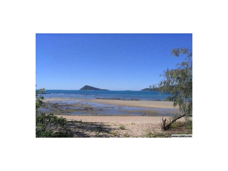 28 Murex St, Dingo Beach QLD 4800