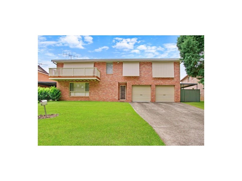 9 Reiby Place, Mcgraths Hill NSW 2756