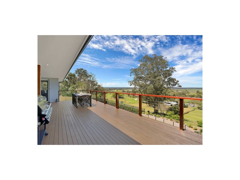 16 Martins Lane, Freemans Reach NSW 2756