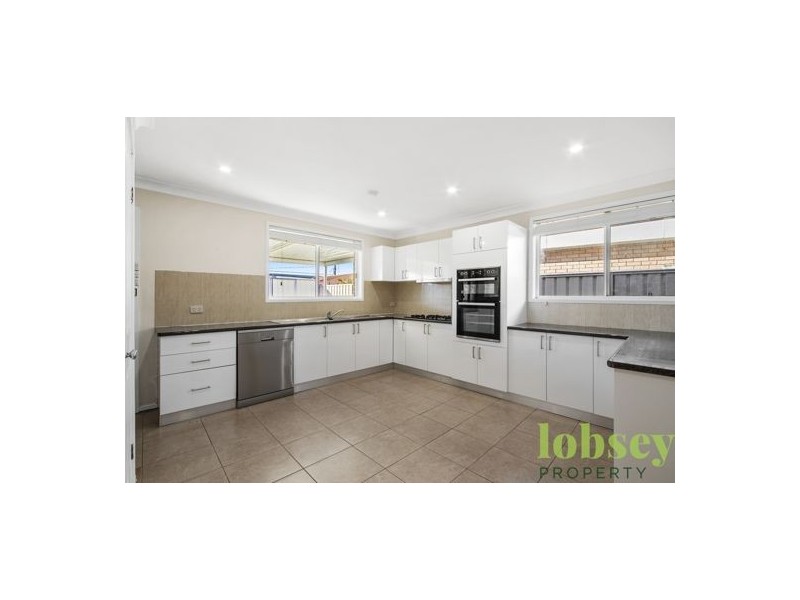 14 Howell Crescent, South Windsor NSW 2756