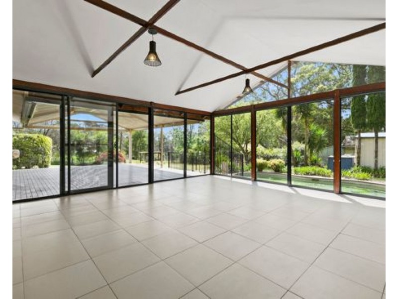 15 Glenara Road, Kurrajong Heights NSW 2758